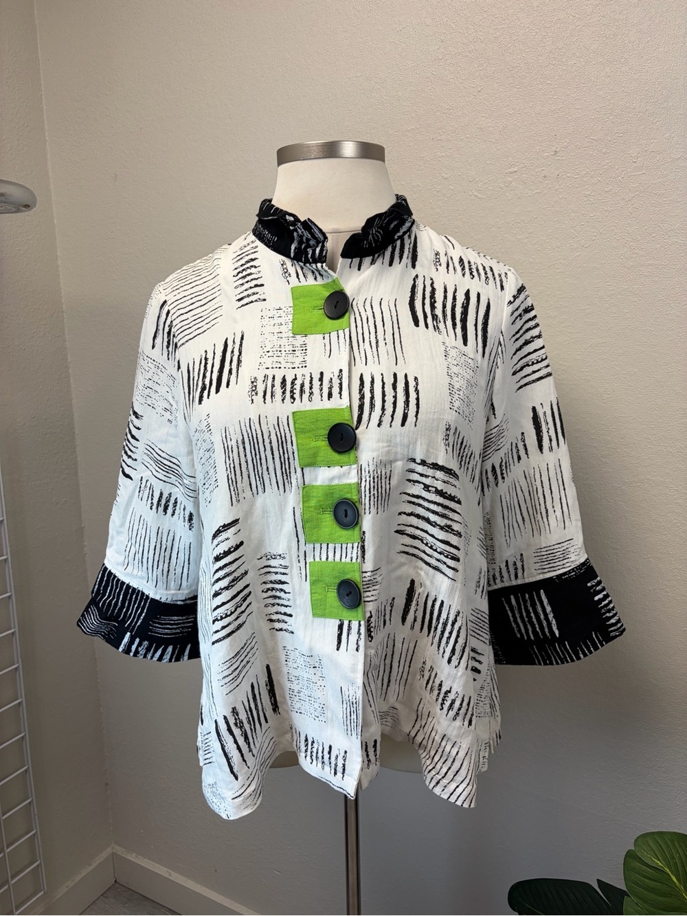 Ali Miles Black and White Brushstroke Print Shacket